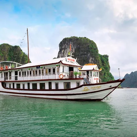 Cozy Bay Classic Cruise