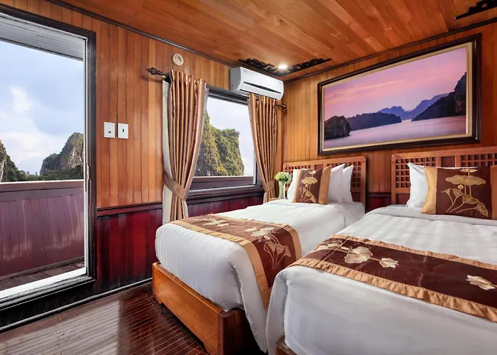 Cozy Bay Classic Cruise Ha Long