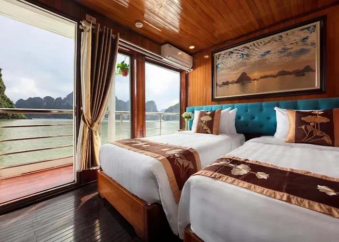  Cozy Bay Classic Cruise 3*